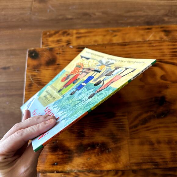 Little Passports Mama Panya's Pancakes A Village Tale From Kenya Paperback Book - Picture 7 of 7